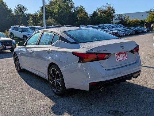 2025 Nissan Altima SR