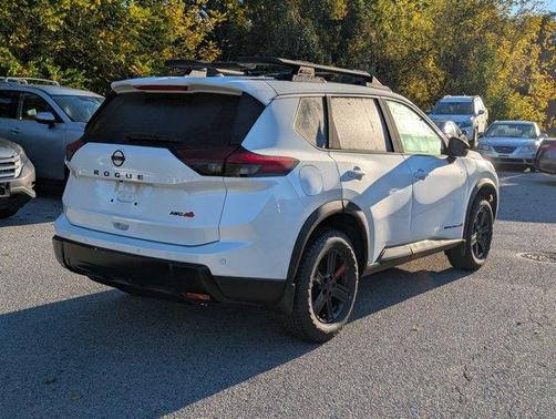 2026 Nissan Rogue Rock Creek