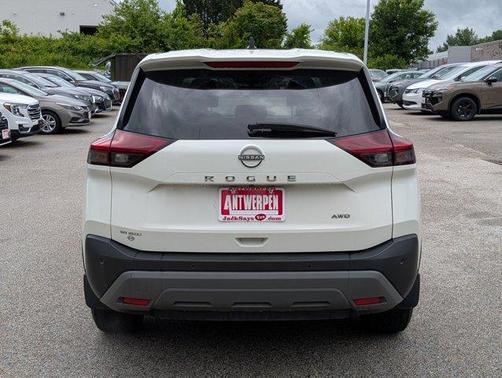 2022 Nissan Rogue S