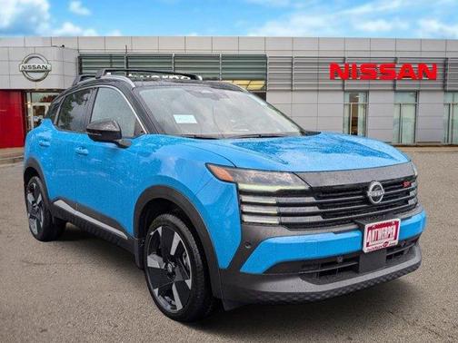 2025 Nissan Kicks SR