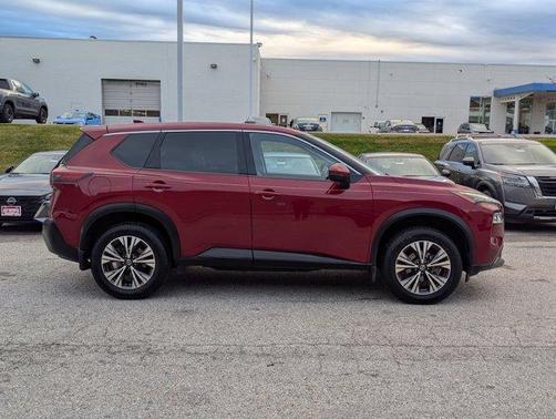 2021 Nissan Rogue SV