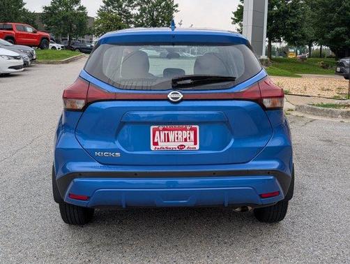 2021 Nissan Kicks S