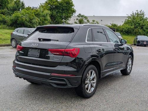 2024 Audi Q3 45 S line Premium