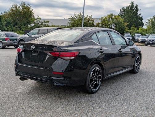 2025 Nissan Sentra SR