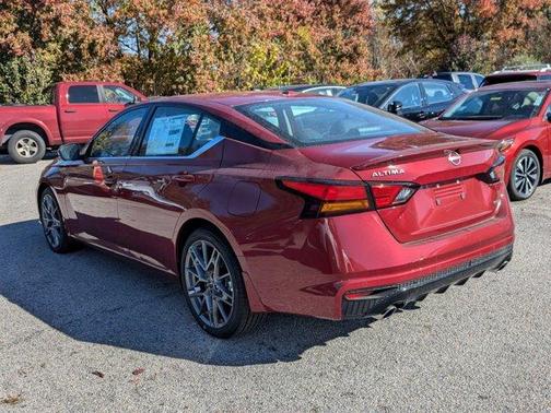 2024 Nissan Altima 2.0 SR