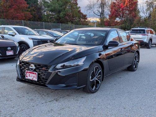 2025 Nissan Altima SR