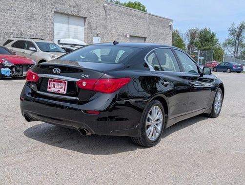 2015 INFINITI Q50 Hybrid Premium