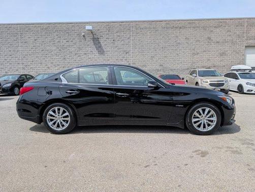 2015 INFINITI Q50 Hybrid Premium