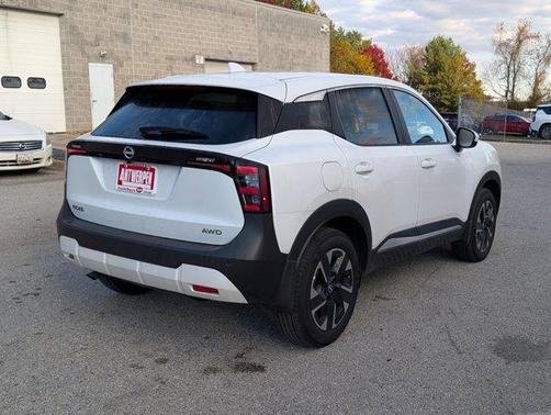 2025 Nissan Kicks SV