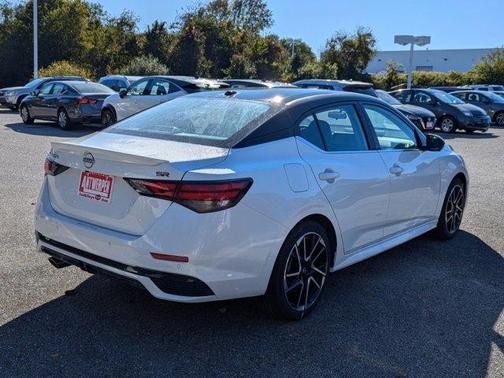 2025 Nissan Sentra SR