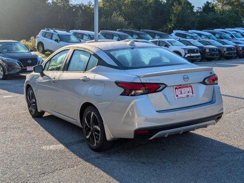 2025 Nissan Versa 1.6 SR