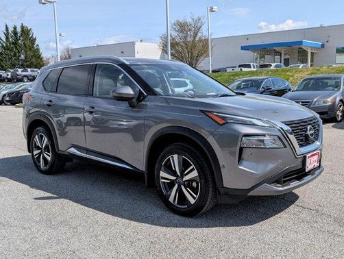 2023 Nissan Rogue SL
