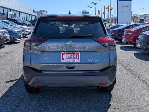 2022 Nissan Rogue SV