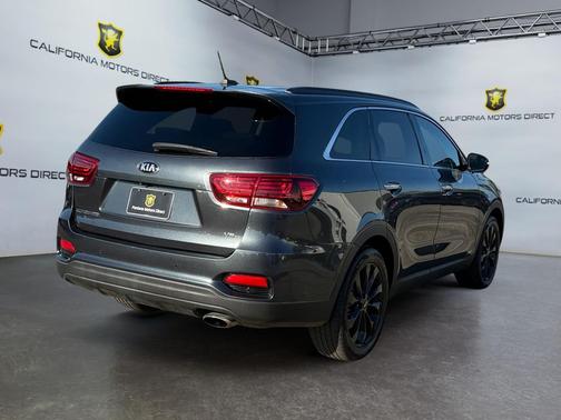 2019 Kia Sorento S