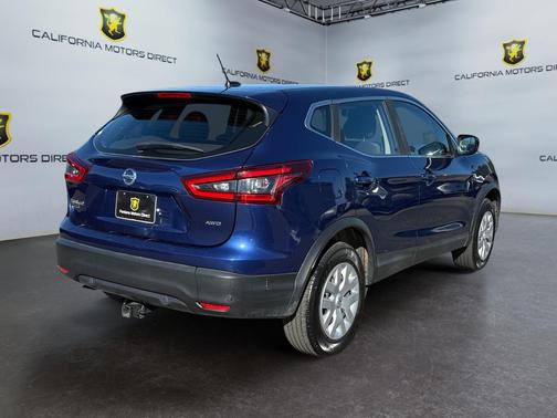 2020 Nissan Rogue Sport S