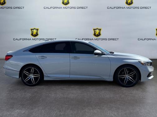 Platinum White Pearl 2022 Honda Accord Touring 2.0T