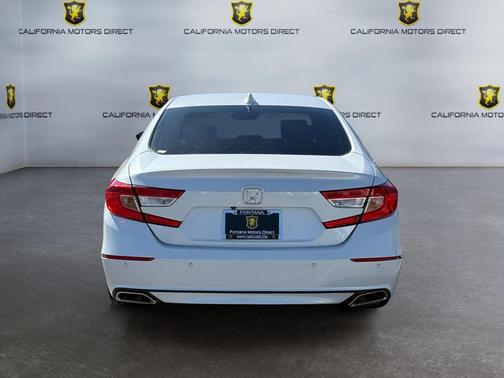 Platinum White Pearl 2022 Honda Accord Touring 2.0T