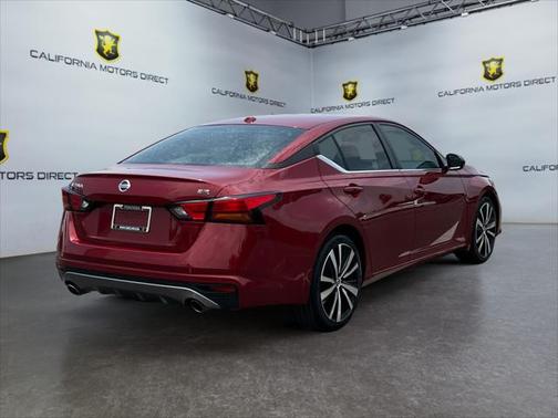 2021 Nissan Altima SR FWD