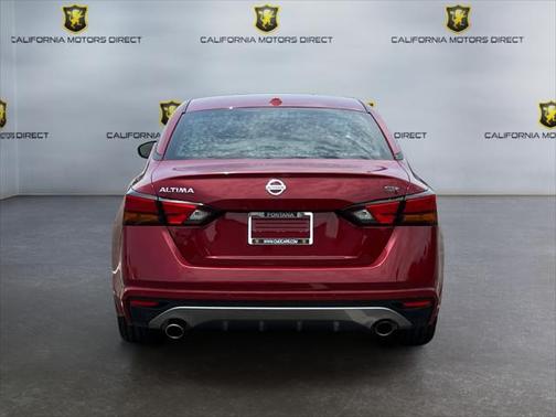 2021 Nissan Altima SR FWD