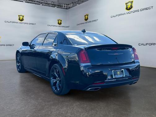 2022 Chrysler 300 S