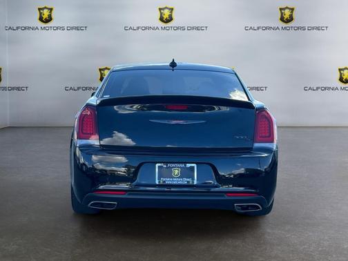 2022 Chrysler 300 S