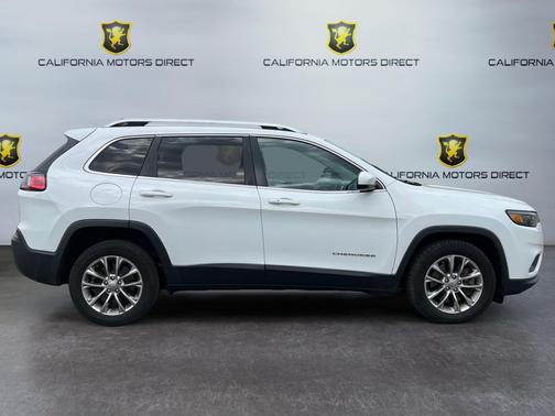Bright White Clearcoat 2019 Jeep Cherokee Latitude Plus