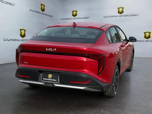 2025 Kia K4 EX