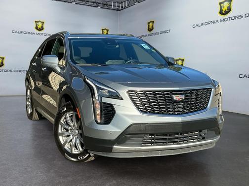 2023 Cadillac XT4 Premium Luxury