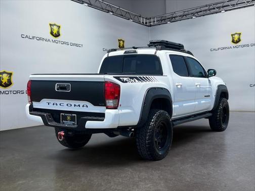 2017 Toyota Tacoma TRD Sport
