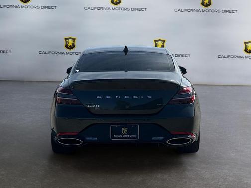 2023 Genesis G70 3.3T RWD