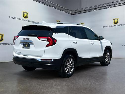 2023 GMC Terrain SLT
