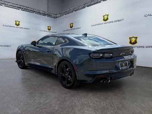 Shadow Gray Metallic 2022 Chevrolet Camaro RWD Coupe LT1