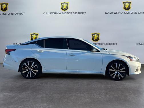 2022 Nissan Altima SR VC-Turbo FWD