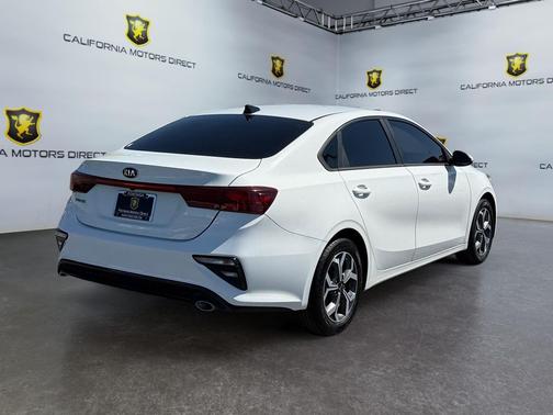 Clear White 2021 Kia Forte LXS