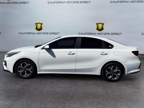 Clear White 2021 Kia Forte LXS