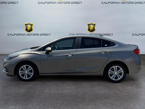 Pepperdust Metallic 2017 Chevrolet Cruze LT