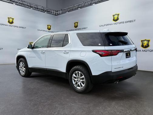 Summit White 2023 Chevrolet Traverse LS