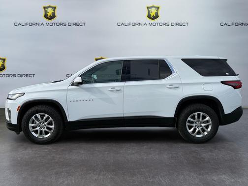 Summit White 2023 Chevrolet Traverse LS