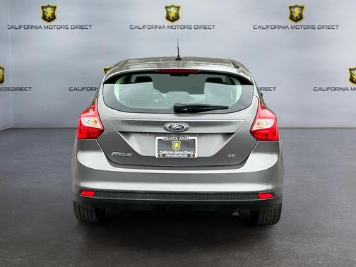 Sterling Grey Metallic 2012 Ford Focus SE