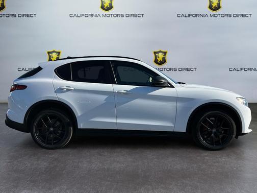 2019 Alfa Romeo Stelvio Ti Sport