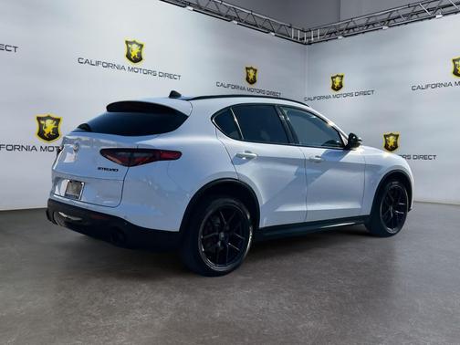 2019 Alfa Romeo Stelvio Ti Sport