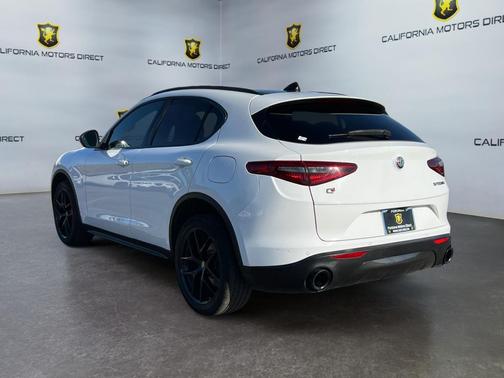 2019 Alfa Romeo Stelvio Ti Sport