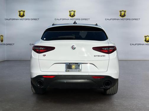 2019 Alfa Romeo Stelvio Ti Sport