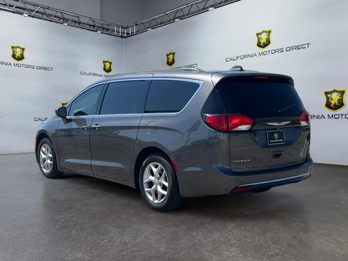 2019 Chrysler Pacifica Touring Plus