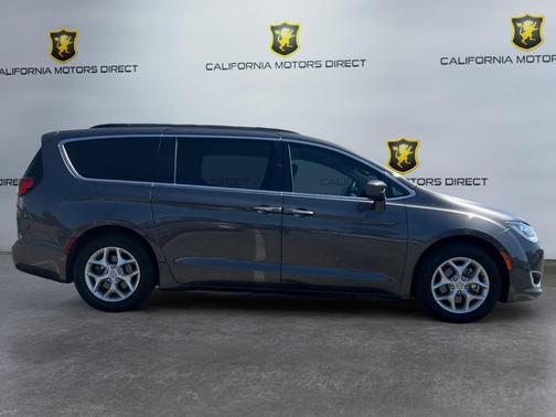 2019 Chrysler Pacifica Touring Plus
