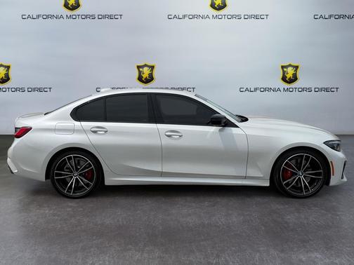 Mineral White Metallic 2022 BMW M340 M340i