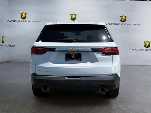 Summit White 2023 Chevrolet Traverse LS