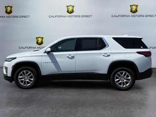 Summit White 2023 Chevrolet Traverse LS
