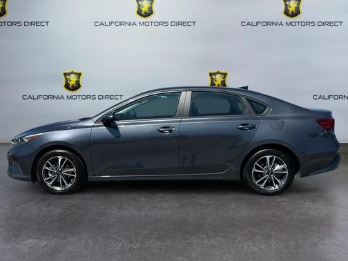 Gravity Gray 2023 Kia Forte LXS