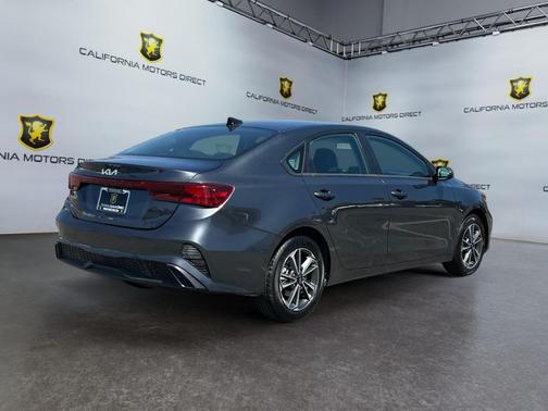 Gravity Gray 2023 Kia Forte LXS